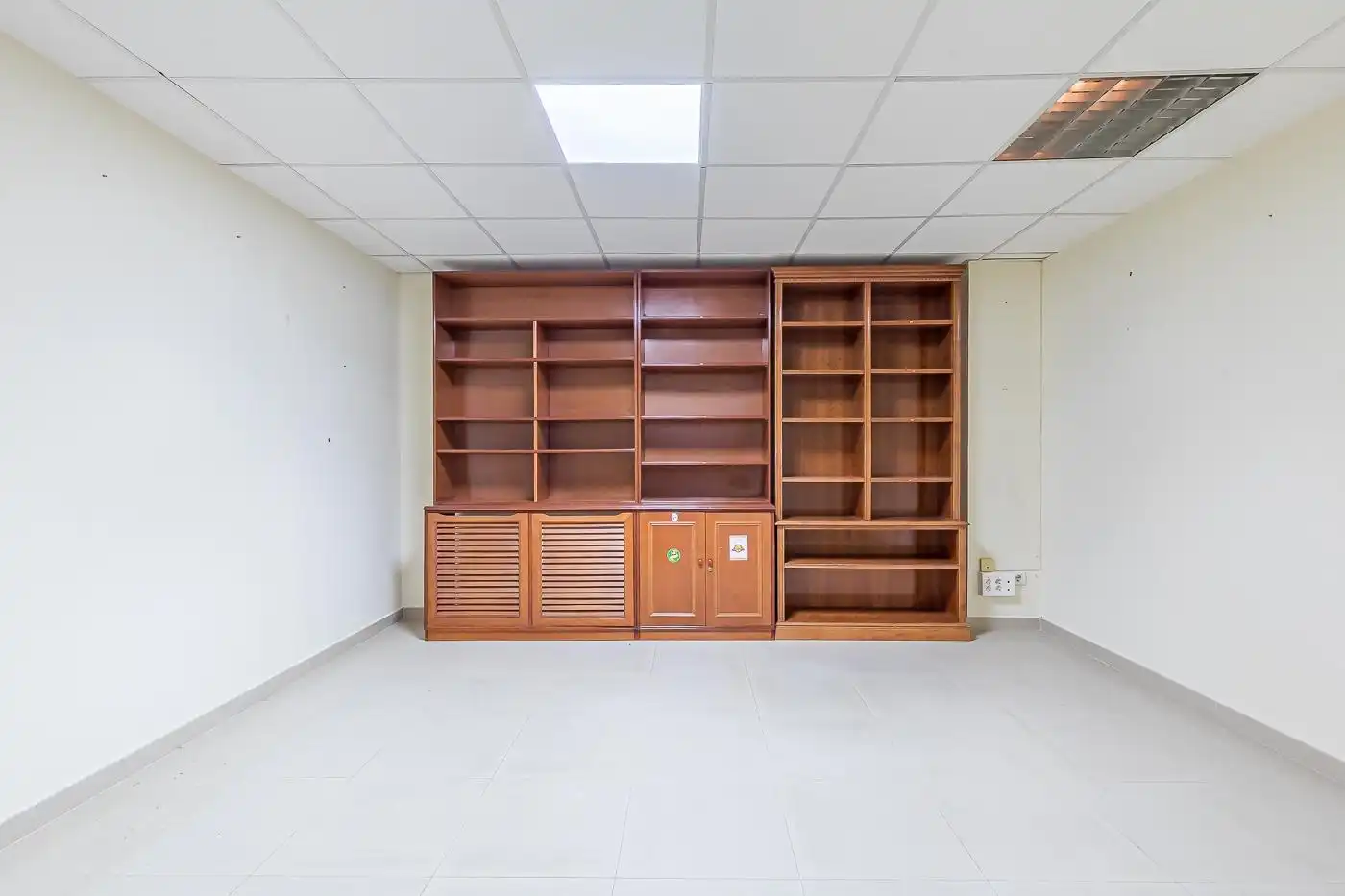 Büro zum Verkauf in Tetuán