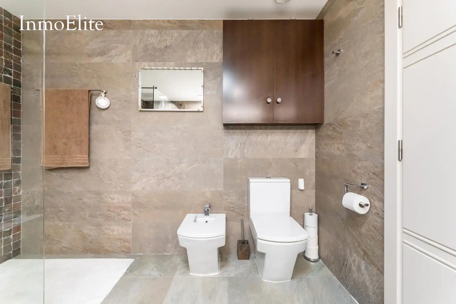 Bathroom of Detached homes for sale in Majadahonda  with Air Conditioner, Heating and Private garden