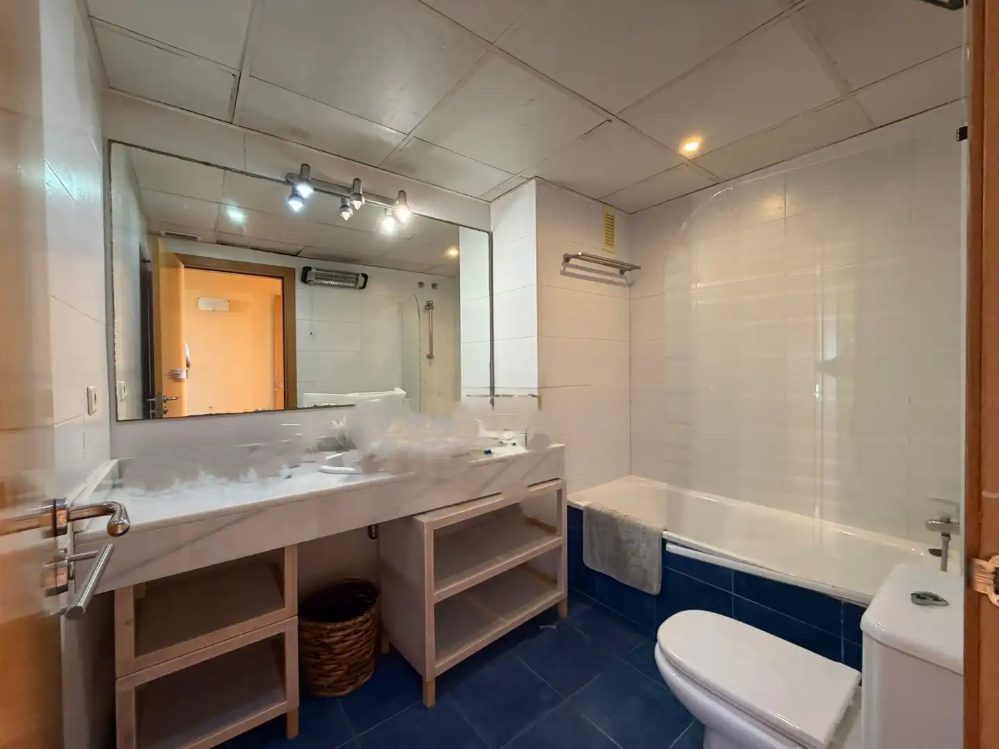 Bathroom of Flat for sale in Cubelles  with Private garden, Terrace and Swimming Pool