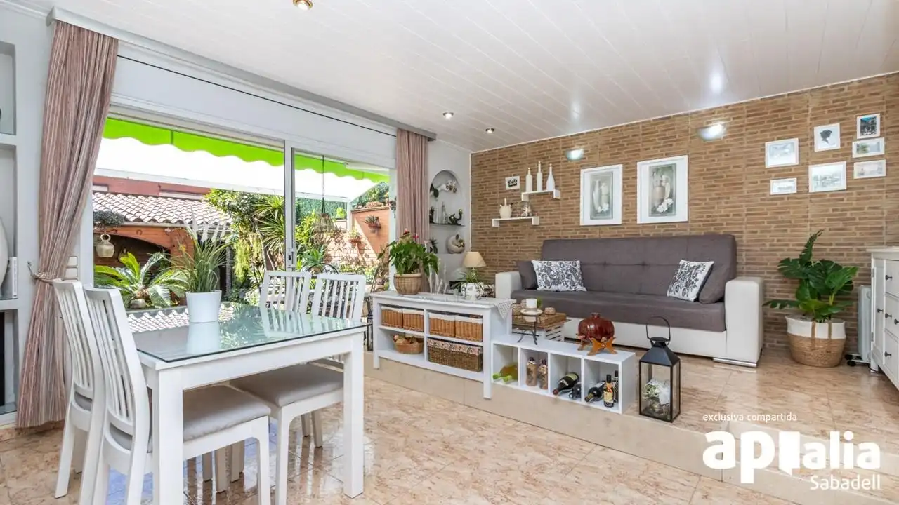 Casa con terraza en venta en Nord-est, imagen 3