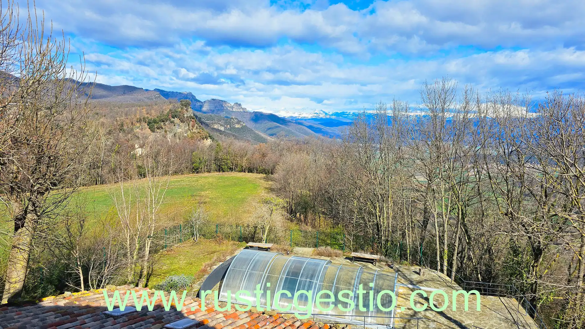 Garten von Country house zum Verkauf in La Vall d'en Bas mit Heizung, Privatgarten und Parkett