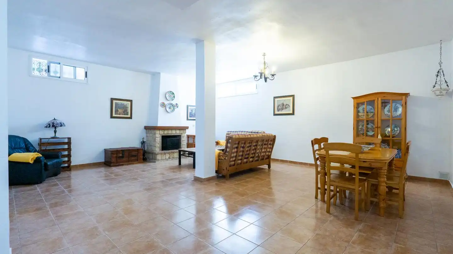 Sala d'estar de Casa o xalet en venda en Elche / Elx amb Aire condicionat, Jardí privat i Terrassa