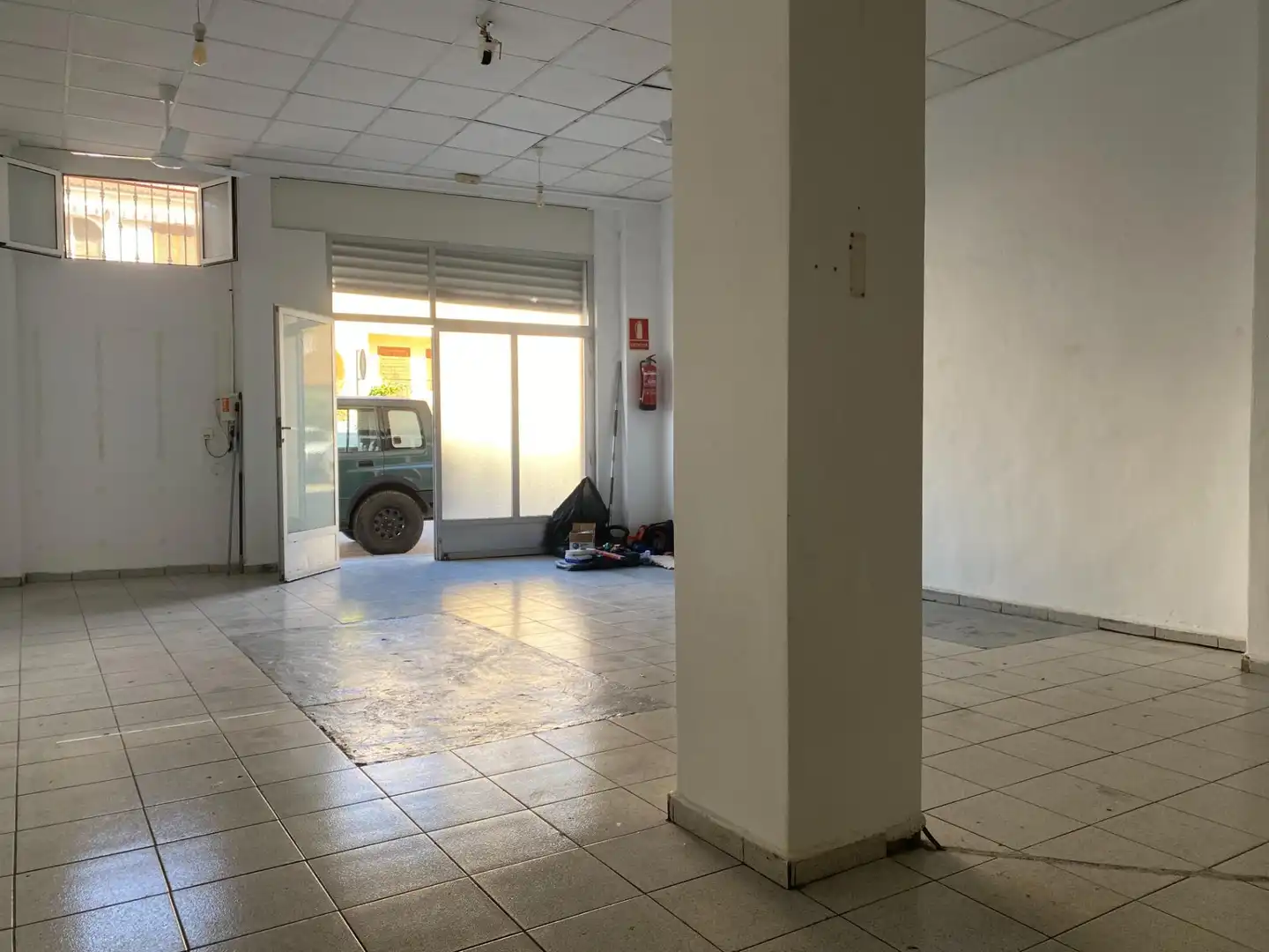 Local commercial à vendre à Calle de los Hermanos Rodríguez, imagen 5