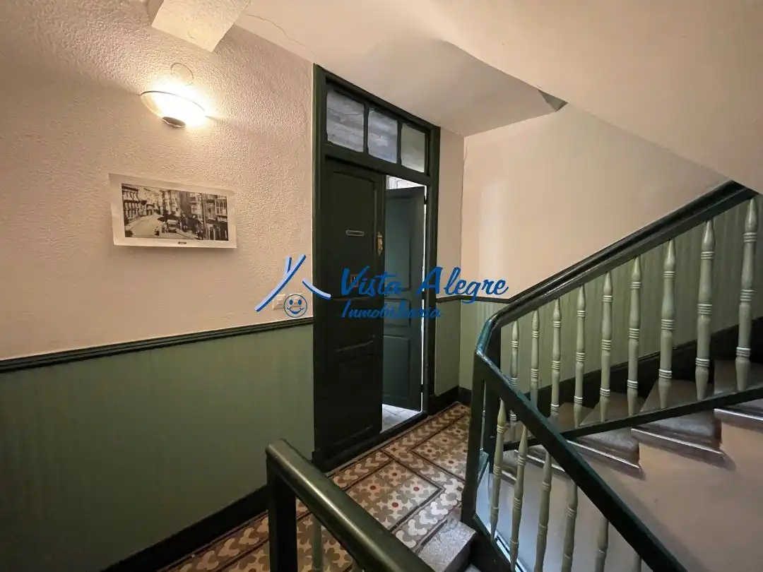 Piso con terraza en venta en Calle Arrabal 9, imagen 2