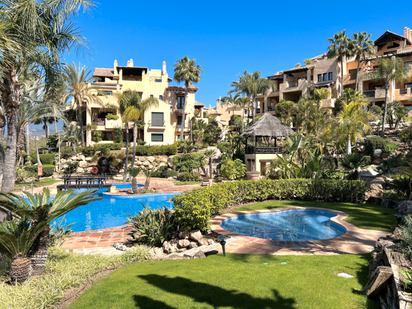 Exterior view of Apartment to rent in Estepona  with Air Conditioner and Terrace