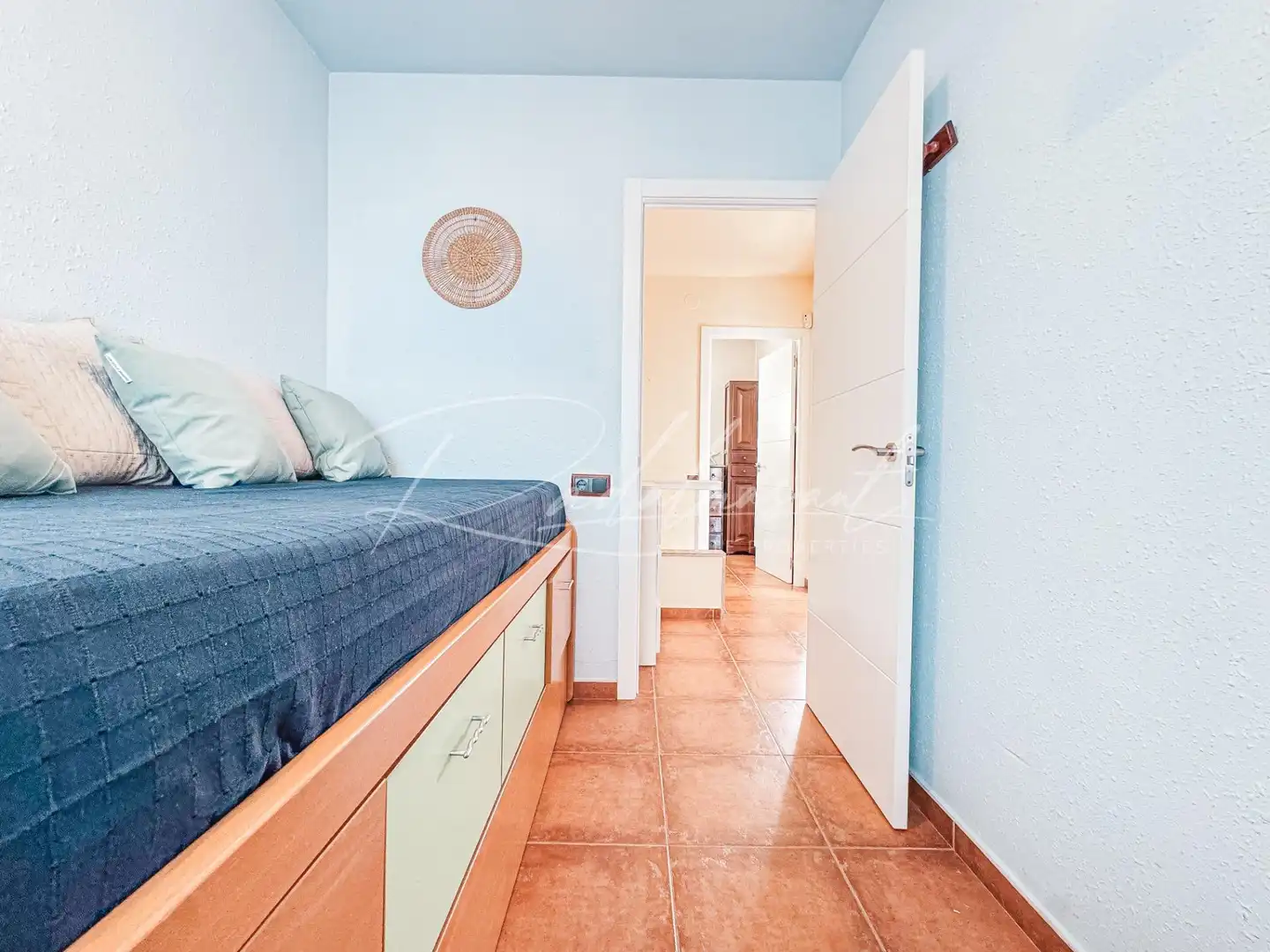 Schlafzimmer von Einfamilien-Reihenhaus zum Verkauf in Cambrils mit Klimaanlage, Heizung und Privatgarten