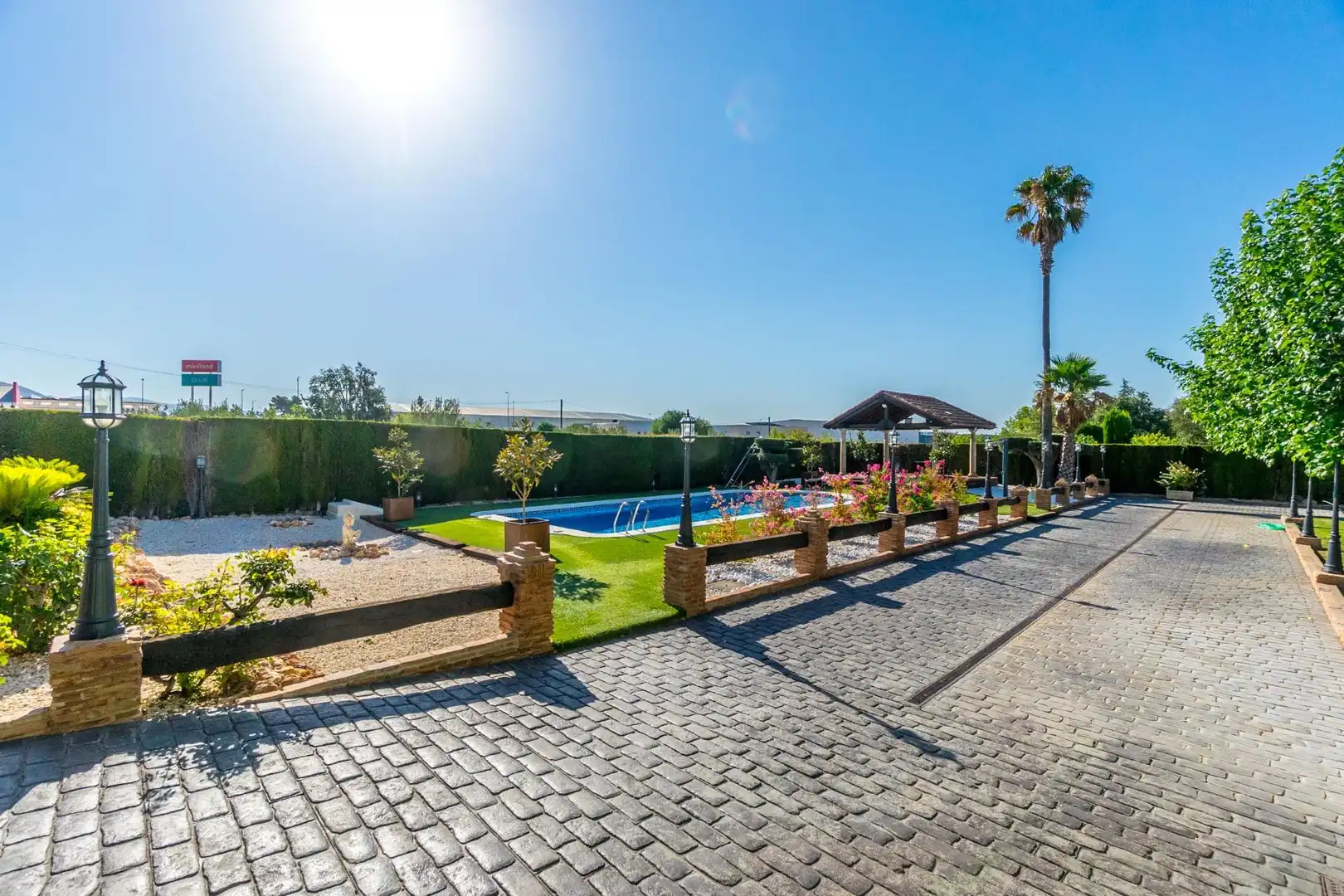 Detached house with pool to rent in Onil, imagen 11