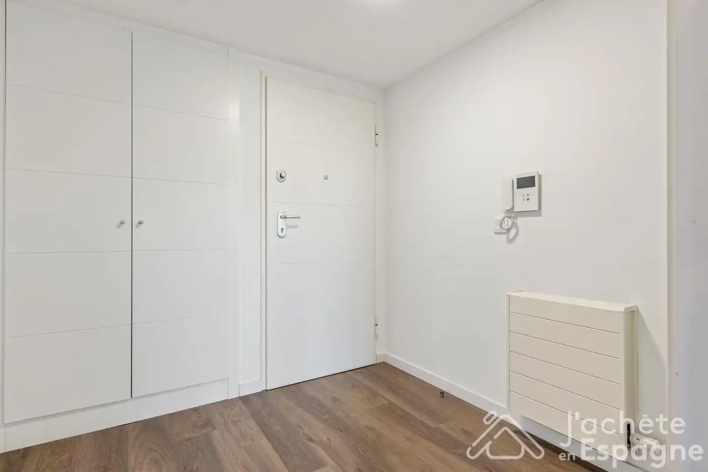 Bedroom of Flat for sale in Rocafort  with Air Conditioner and Terrace