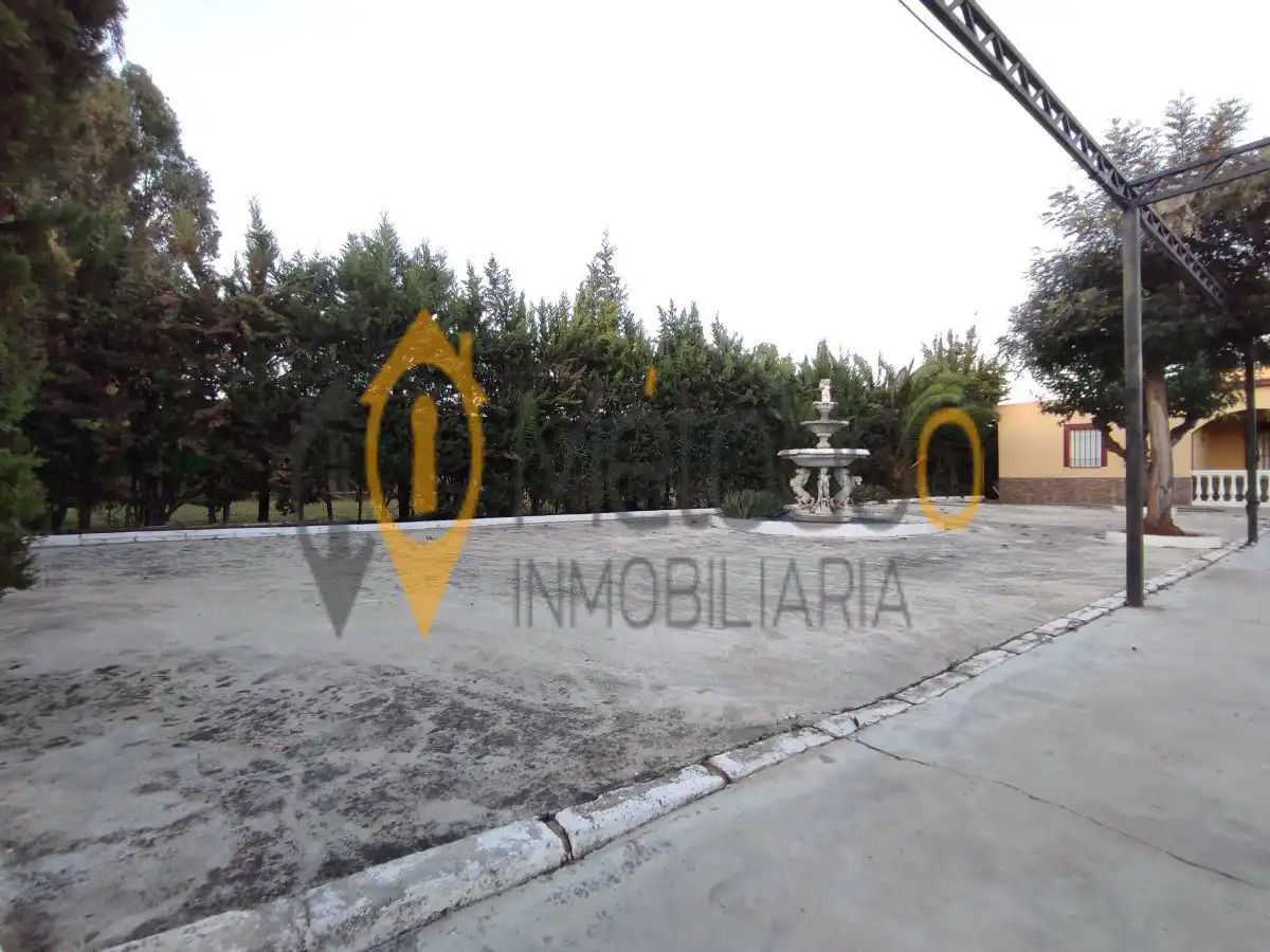 Casa o chalet en venta en Carmona, Carmona