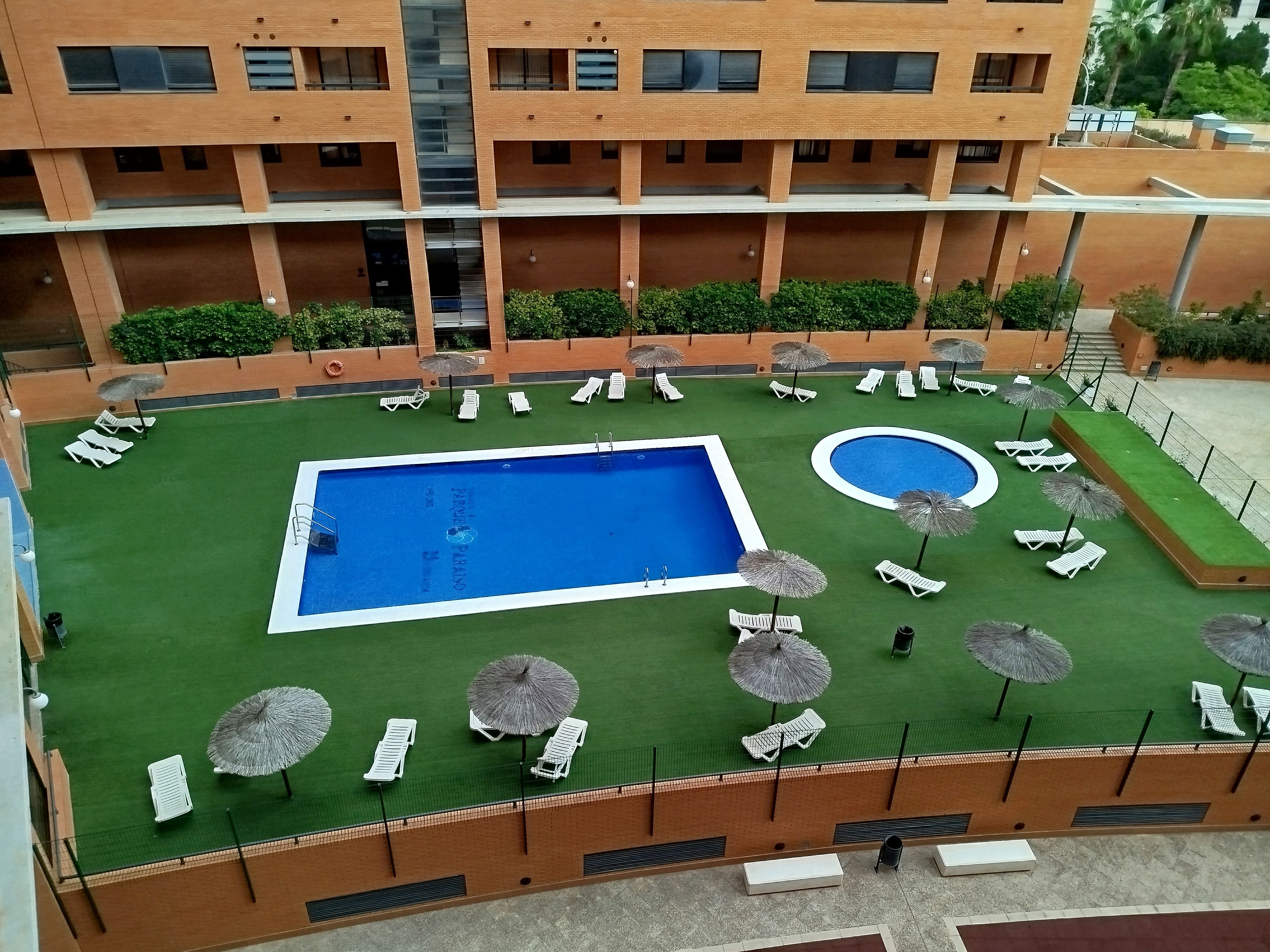 Swimming pool of Flat to rent in Alicante / Alacant  with Air Conditioner, Heating and Oven