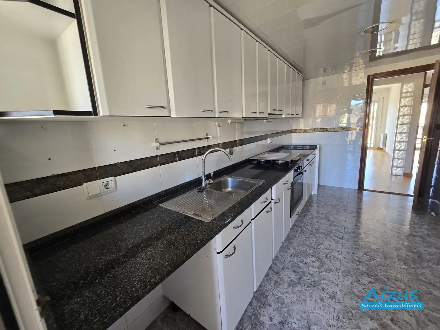 Cocina de Dúplex en venta en Rubí con Parquet, Terraza y Balcón