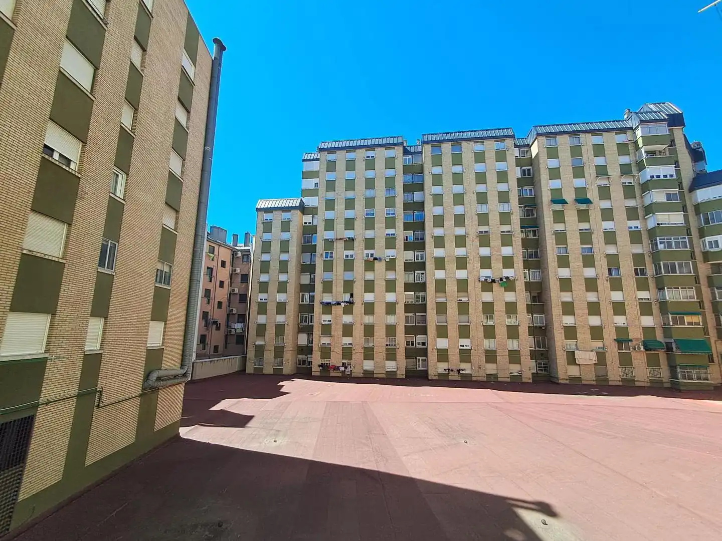 Vista exterior de Pis en venda en Valladolid amb Calefacció, Parquet i Terrassa