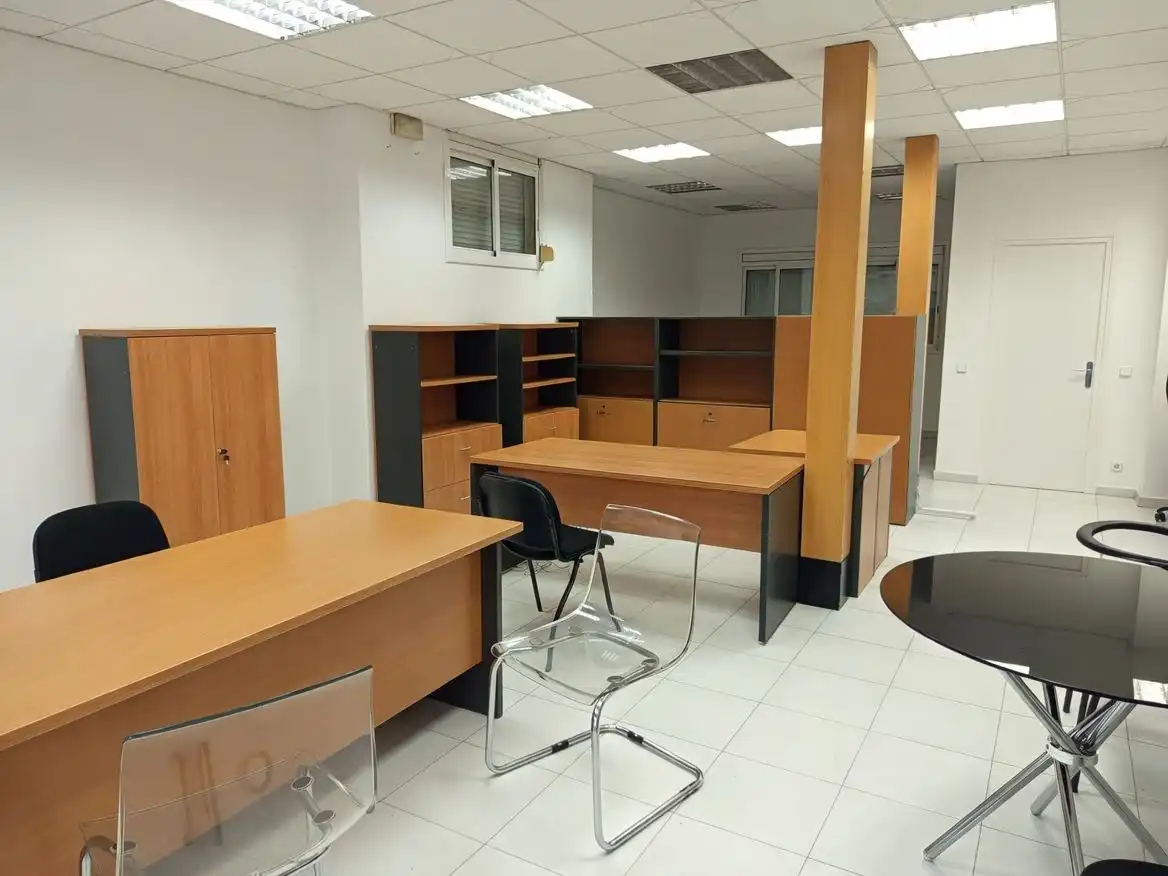 Locale commerciale in vendita a avinguda doctor francesc massana 9