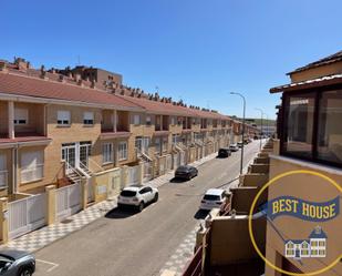 Exterior view of Single-family semi-detached for sale in Cuenca Capital  with Air Conditioner, Heating and Terrace