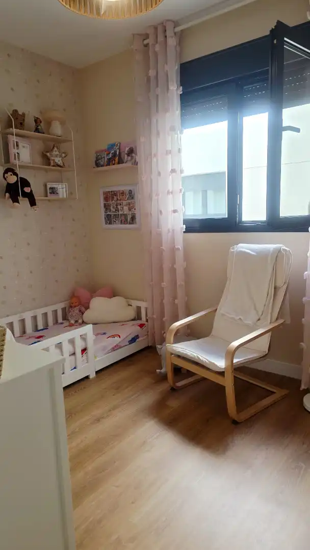 Bedroom of Flat for sale in Málaga  with Air Conditioner, Heating and Parquet flooring