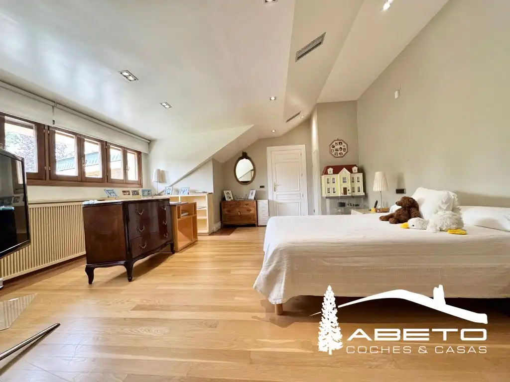 Habitación de Casa o chalet en venta en Madrid