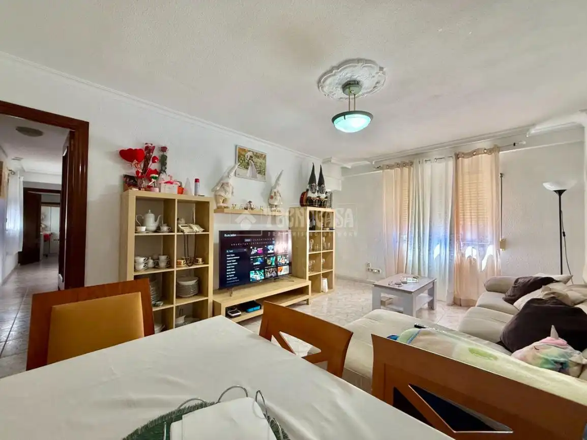 Sala de estar de Piso en venta en Alcalá de Henares con Calefacción y Terraza