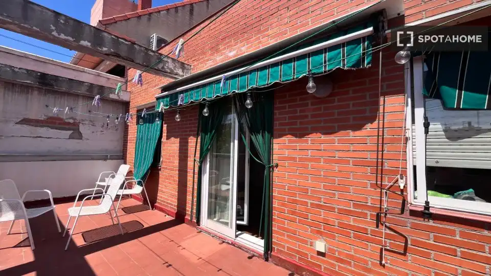 Habitación en Almenara -Ventilla