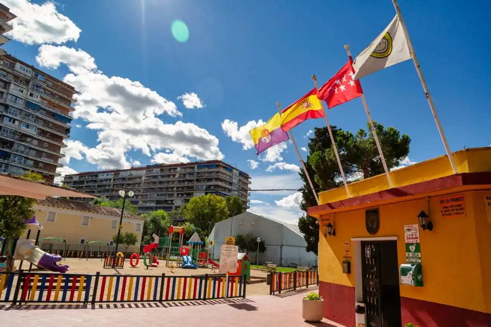 Vista exterior de Pis en venda en Torrejón de Ardoz amb Aire condicionat, Calefacció i Terrassa
