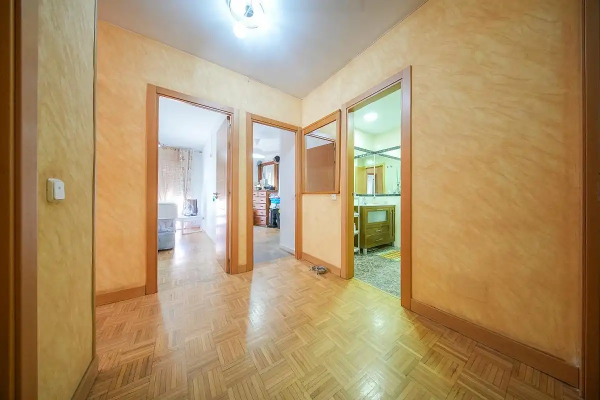 Piso en venta en Madrid con Aire acondicionado, Calefacción y Terraza