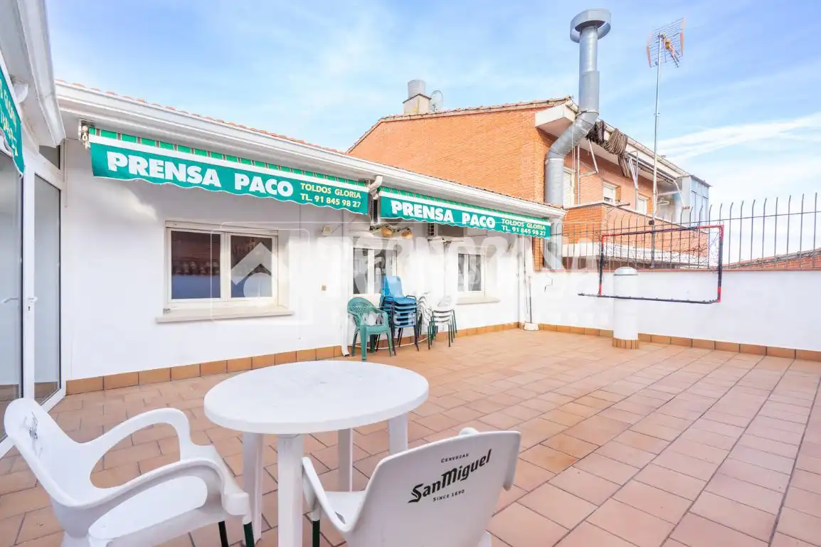Casa adosada en venta en Colmenar Viejo con Calefacción, Terraza y Balcón
