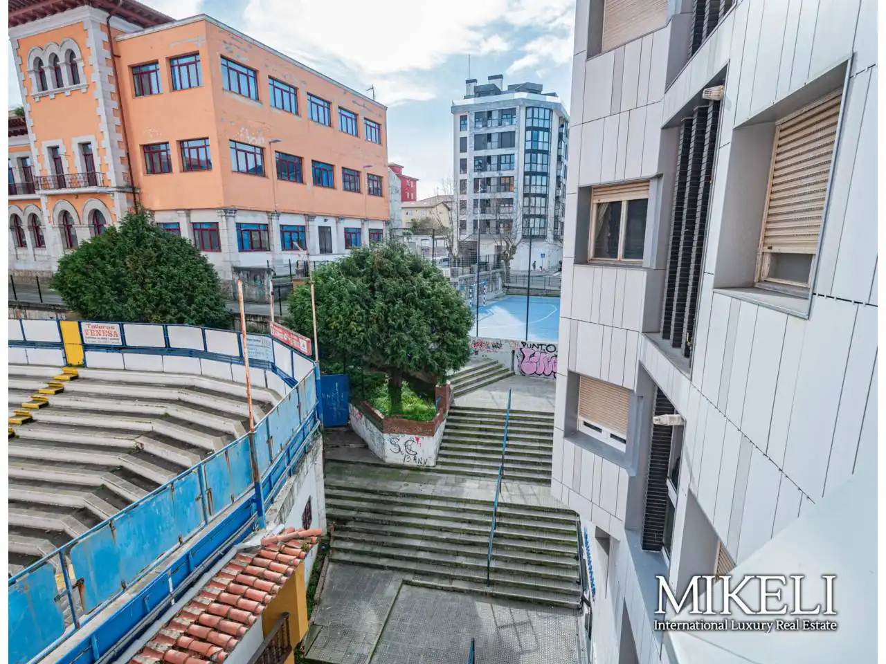 Piso en venta en Calle Vargas, Cuatro Caminos