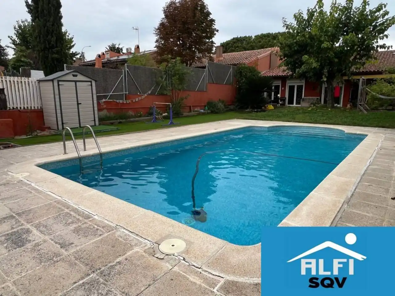 Piscina de Casa o xalet en venda en Sant Quirze del Vallès amb Aire condicionat, Calefacció i Jardí privat