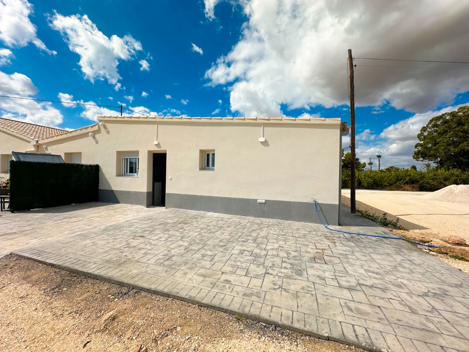 Exterior view of Single-family semi-detached to rent in Elche / Elx  with Private garden, Terrace and Furnished