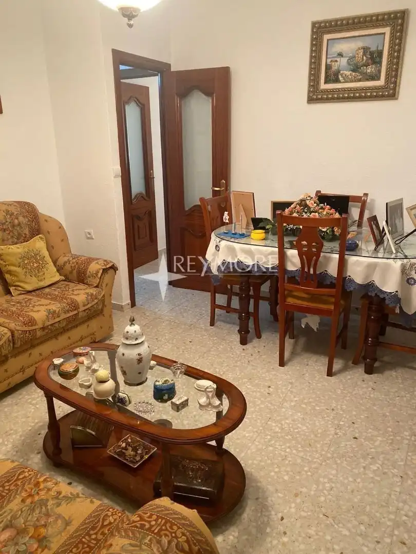 Sala d'estar de Casa o xalet en venda en Guadalcázar amb Aire condicionat, Terrassa i Traster