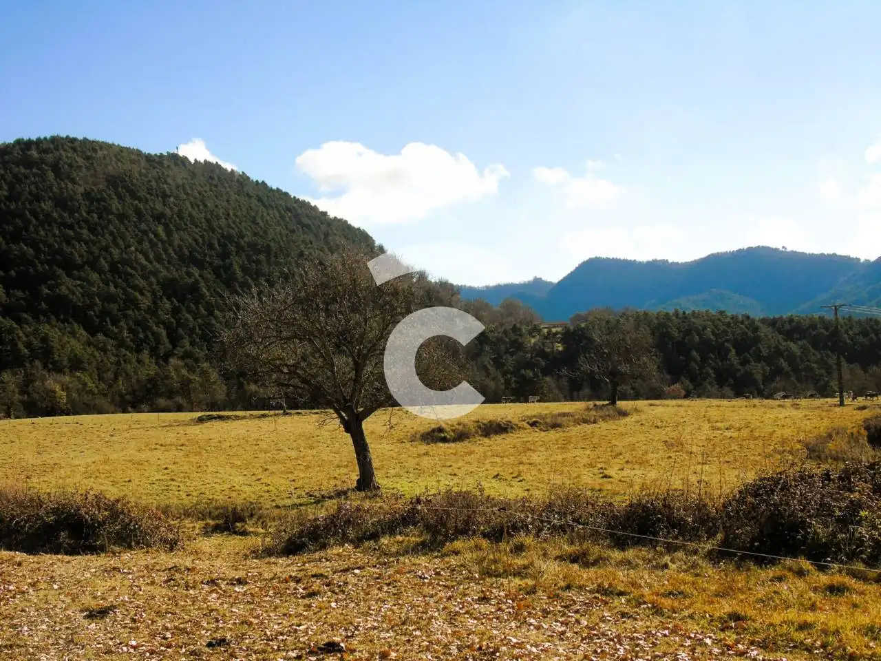Finca rústica en venda en Les Llosses amb Calefacció, Jardí privat i Parquet