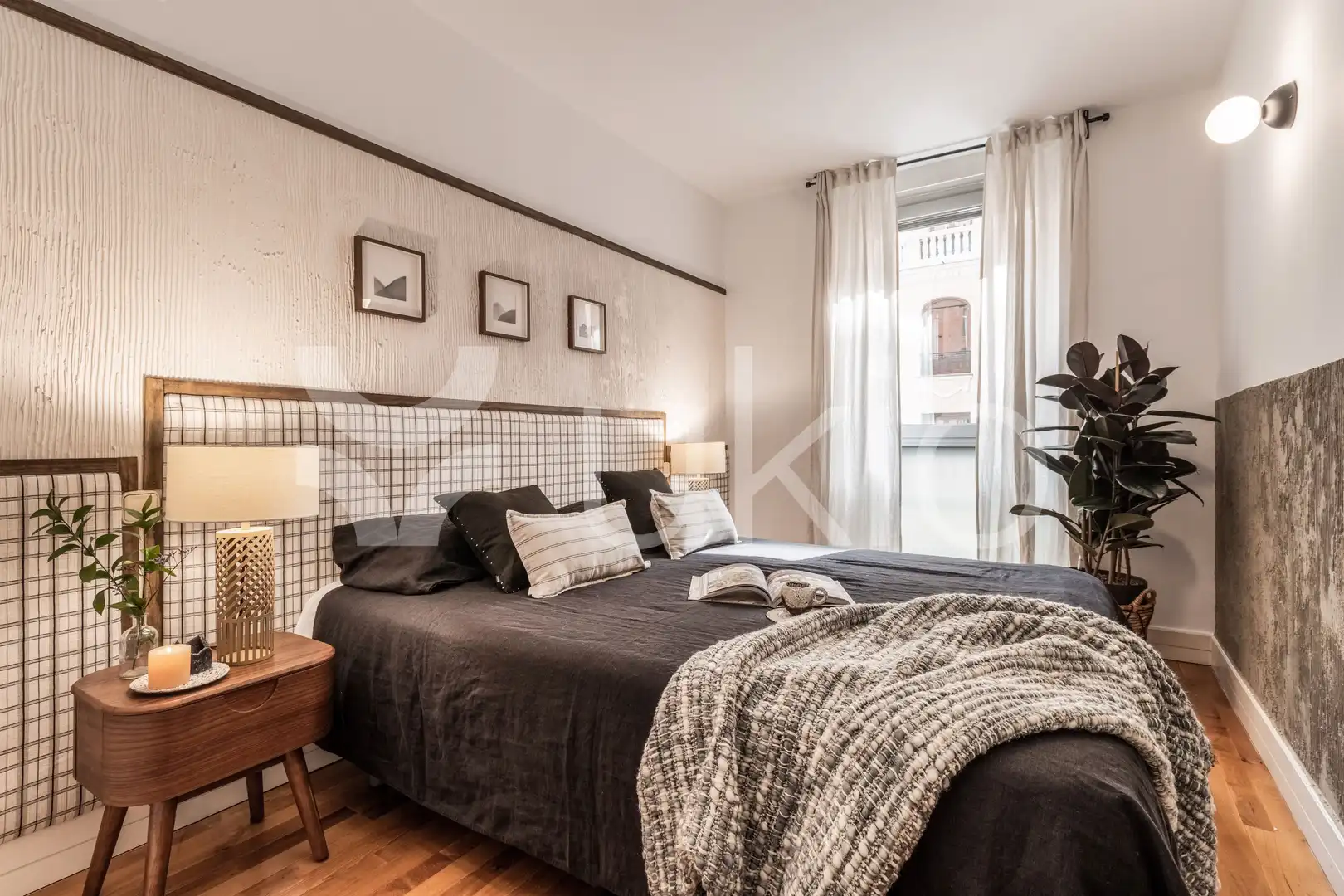 Habitación de Apartamento de alquiler en Madrid con Aire acondicionado, Calefacción y Amueblado