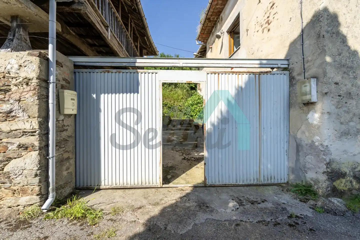 Vista exterior de Casa o xalet en venda en Cudillero amb Jardí privat, Parquet i Terrassa