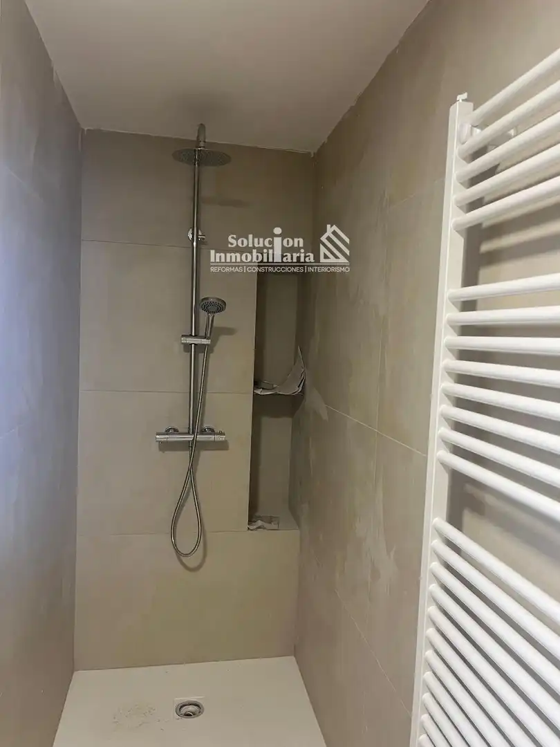 Baño de Piso en venta en Salamanca con Calefacción y Amueblado