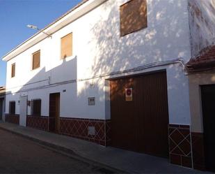 Vista exterior de Casa adosada en venda en Socuéllamos