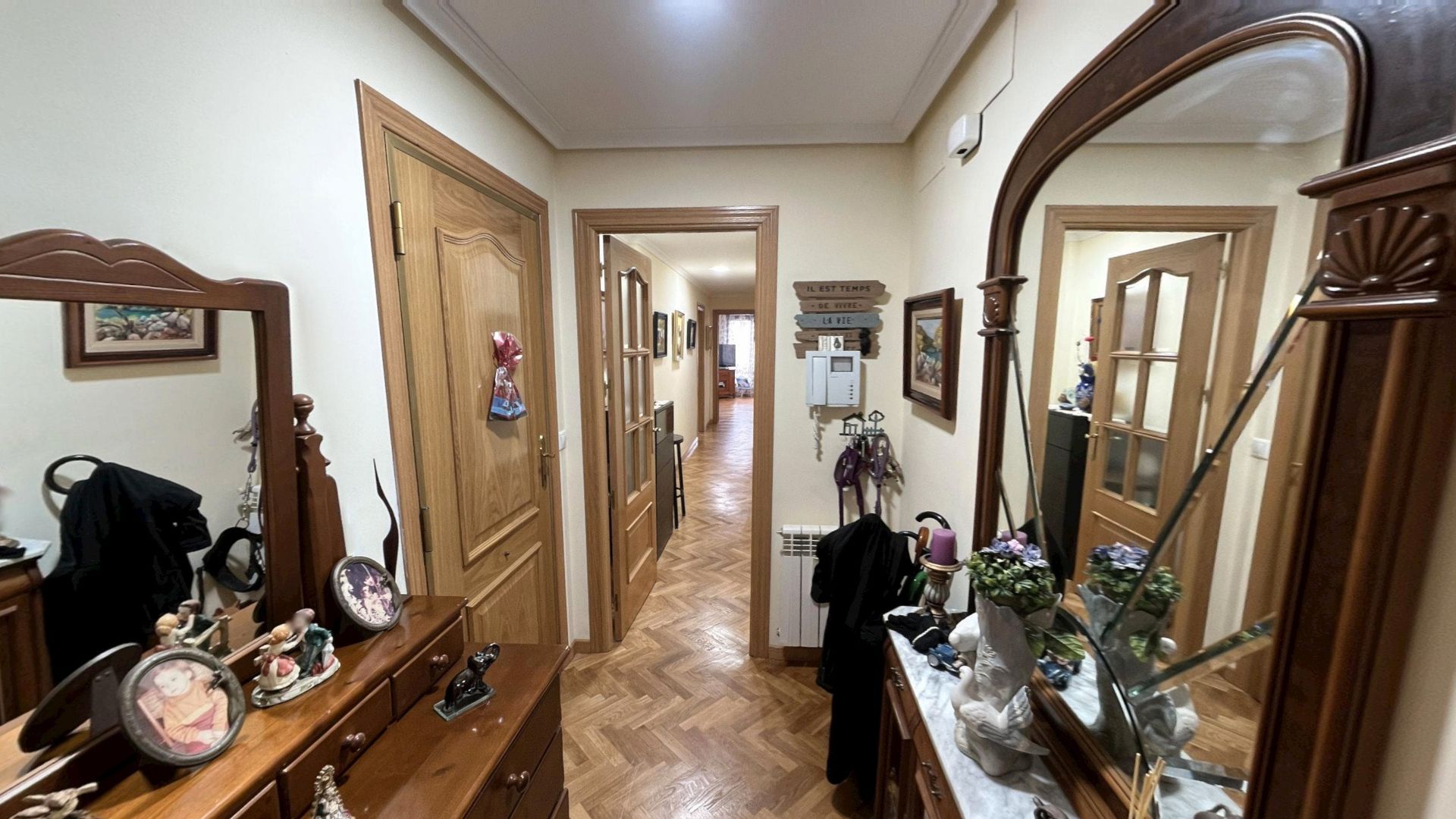 Duplex for sale in Requena  with Heating, Terrace and Furnished