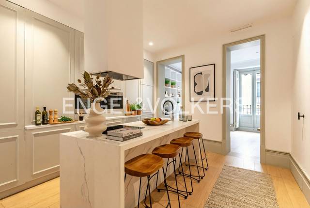 Piso en Alquiler en Justicia - Chueca