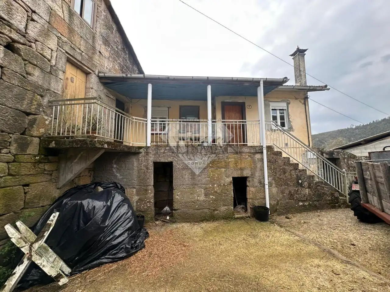 Vista exterior de Casa o chalet en venta en A Lama   con Jardín privado, Trastero y Amueblado