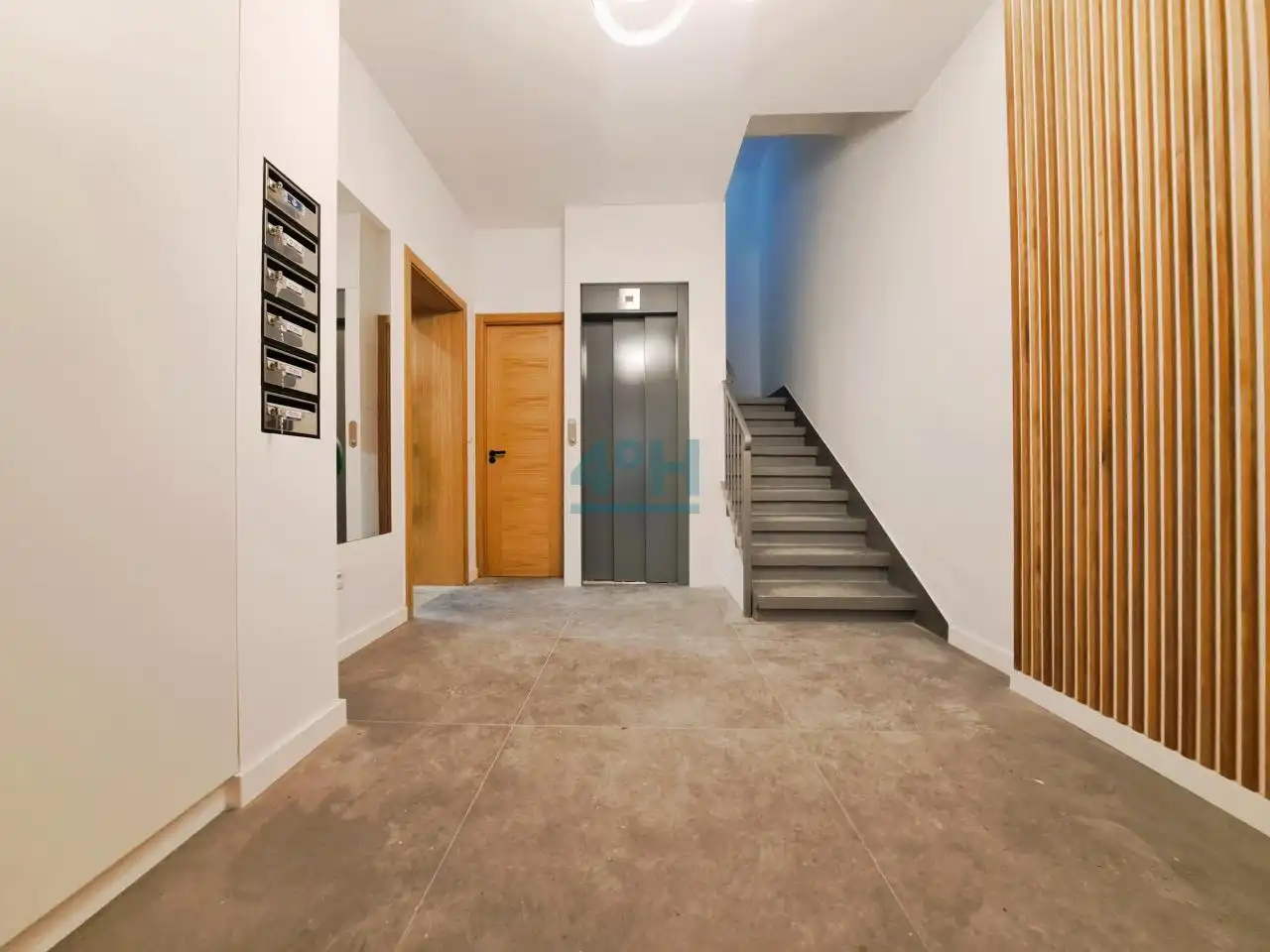 Apartament en venda en Ourense Capital  amb Calefacció i Terrassa