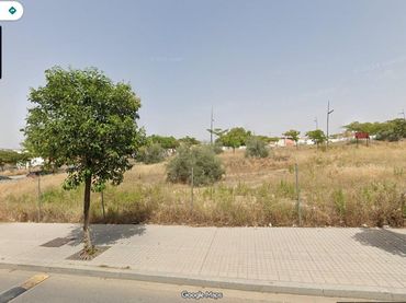 Terreni e lotti in vendita a Avenida de Joan Margarit 72