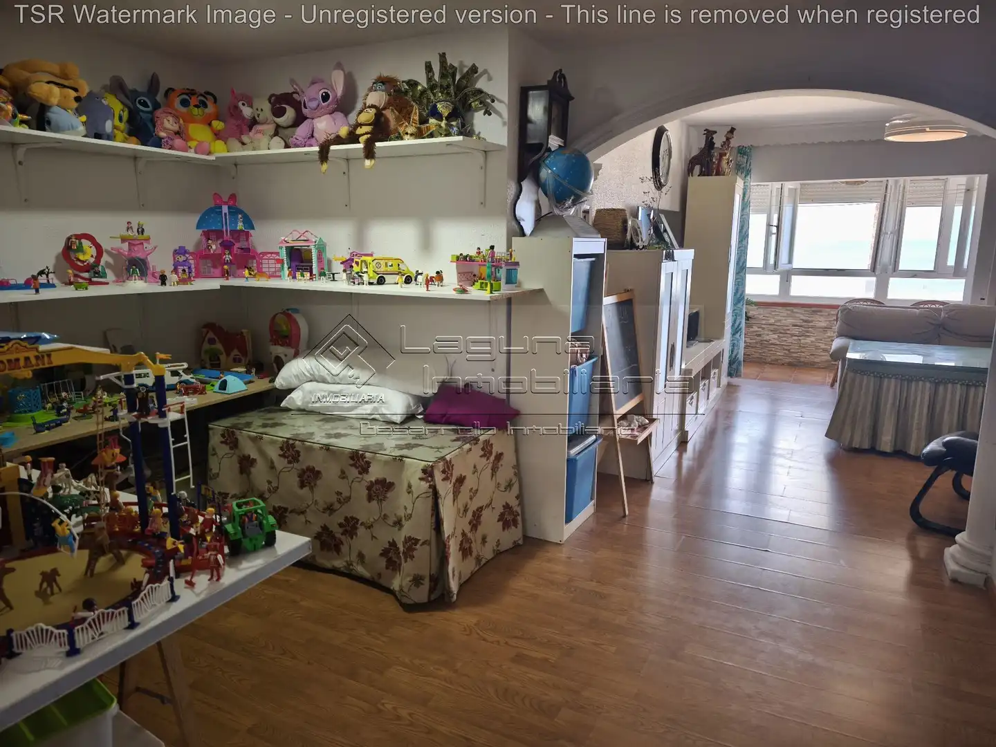 Piso en venta en Cádiz con Aire acondicionado, Terraza y Piscina comunitaria