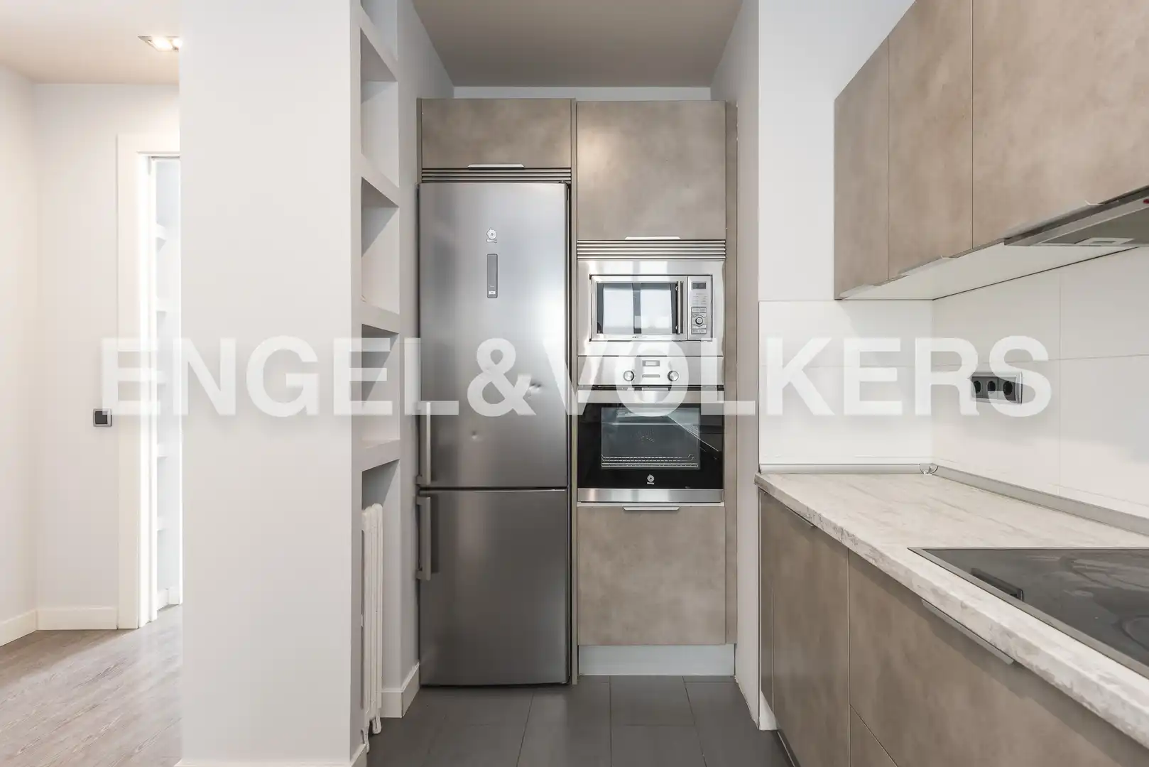 Küche von Wohnung zur Miete in Madrid mit Klimaanlage, Heizung und Terrasse