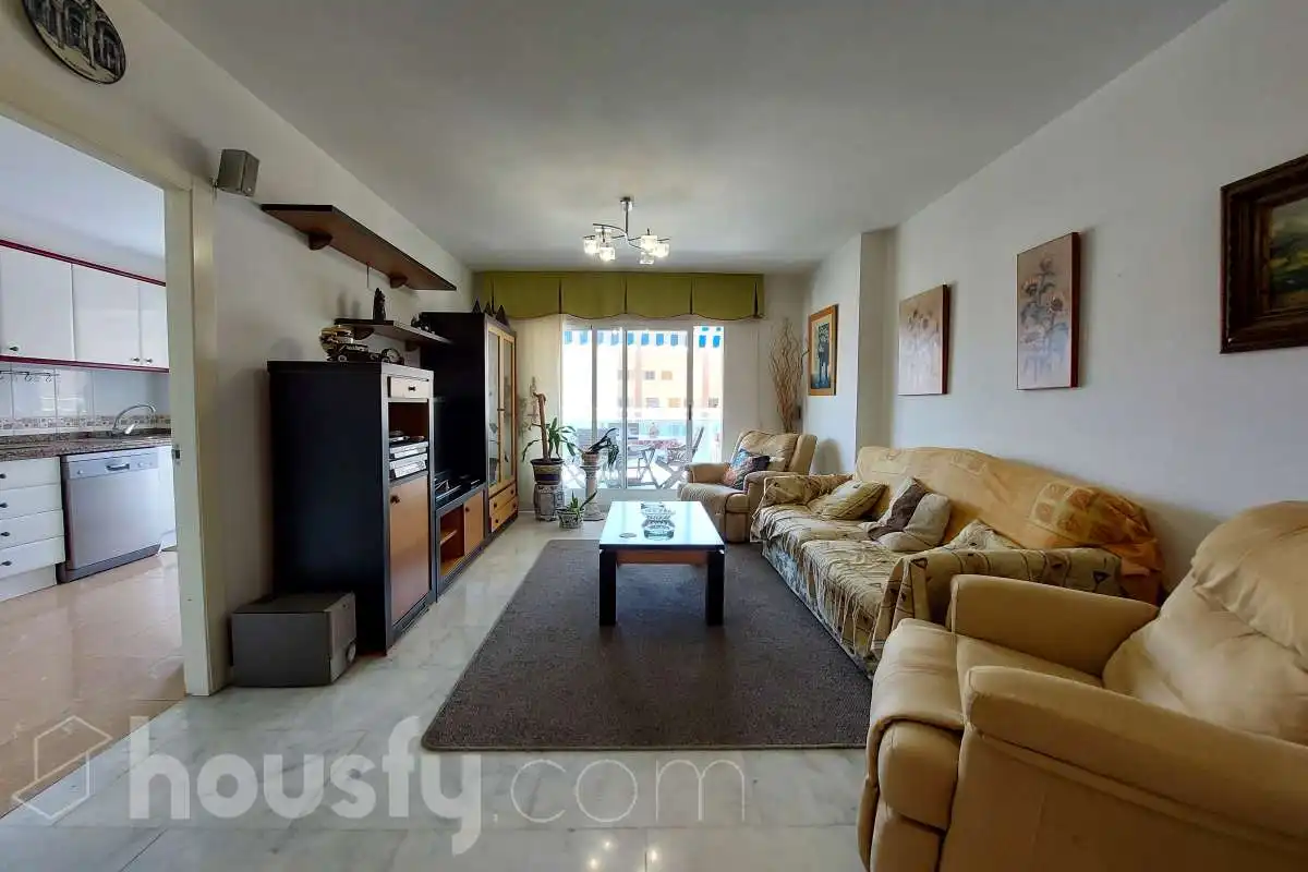 Sala d'estar de Pis en venda en Villajoyosa / La Vila Joiosa amb Aire condicionat, Jardí privat i Terrassa