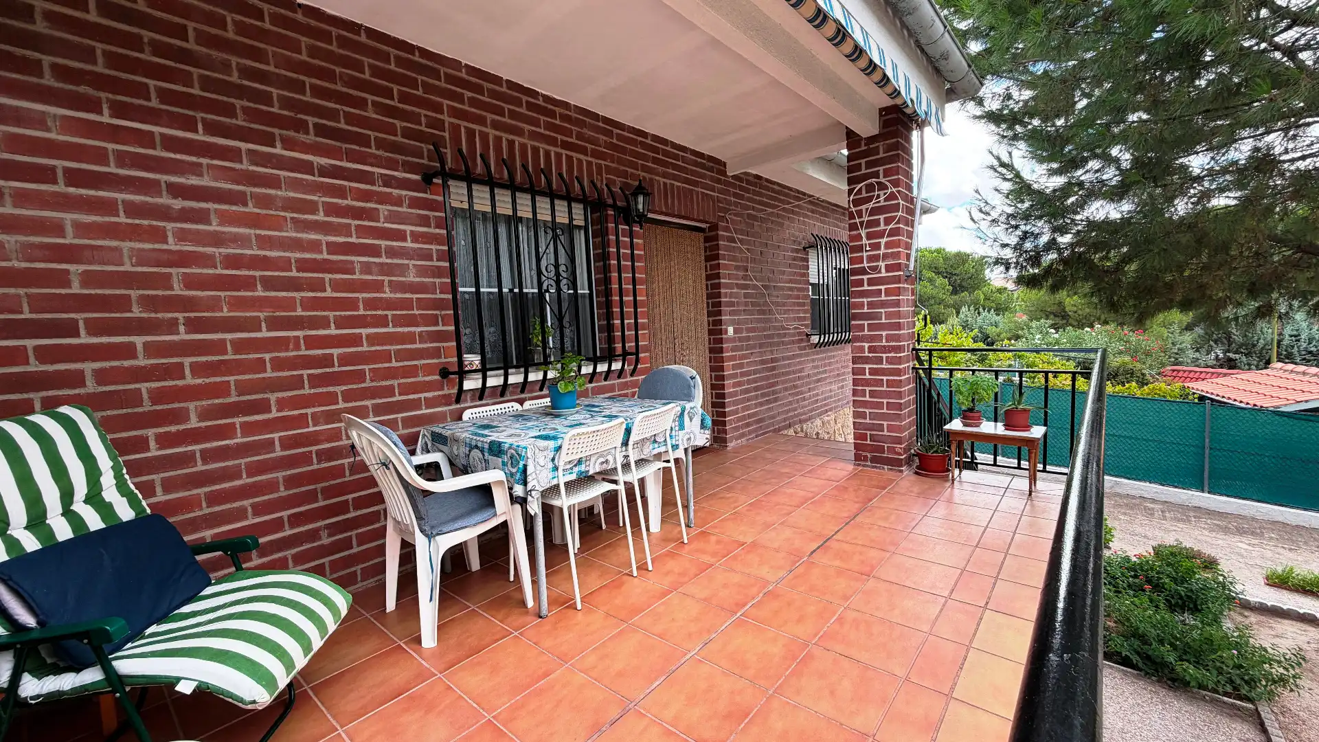 Terraza de Casa o chalet en venta en Santa Cruz del Retamar con Aire acondicionado, Calefacción y Jardín privado
