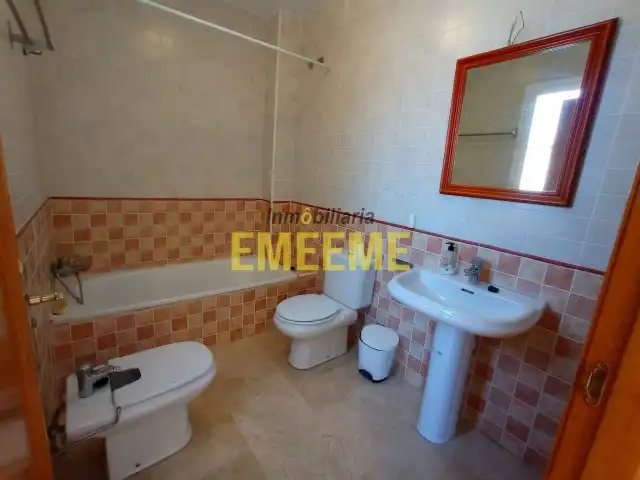 Bathroom of Detached homes for rent in Ronda  with Air Conditioner and Pets allowed