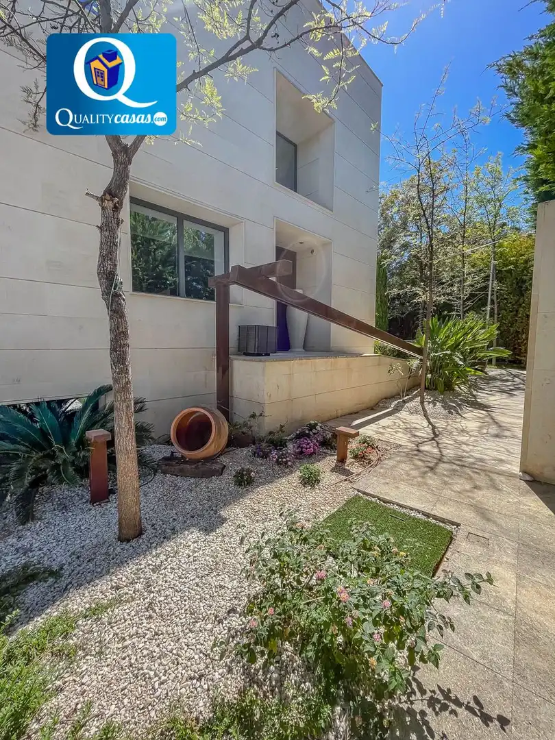Terrassa de Casa o xalet en venda en Alicante / Alacant amb Aire condicionat, Calefacció i Terrassa