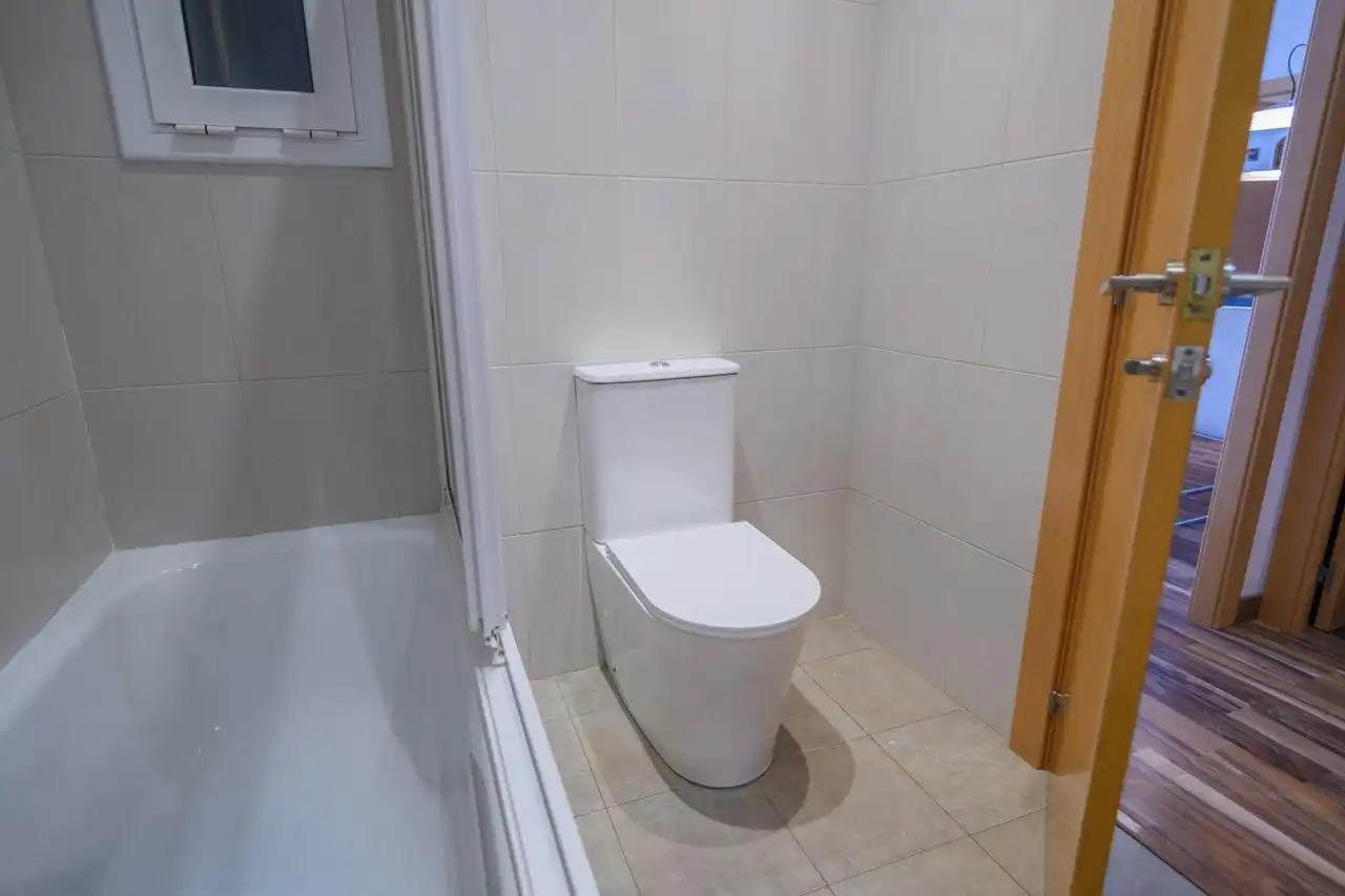Bany de Pis en venda en Barcelona amb Aire condicionat, Calefacció i Parquet