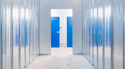 Foto 2 de Traster de lloguer a Avenida Santa Clara de Cuba, 8, Santa Clara, Sevilla Capital