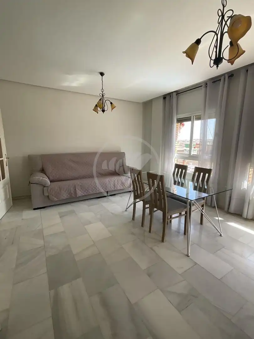 Esszimmer von Wohnung zur Miete in Linares mit Klimaanlage, Terrasse und Möbliert