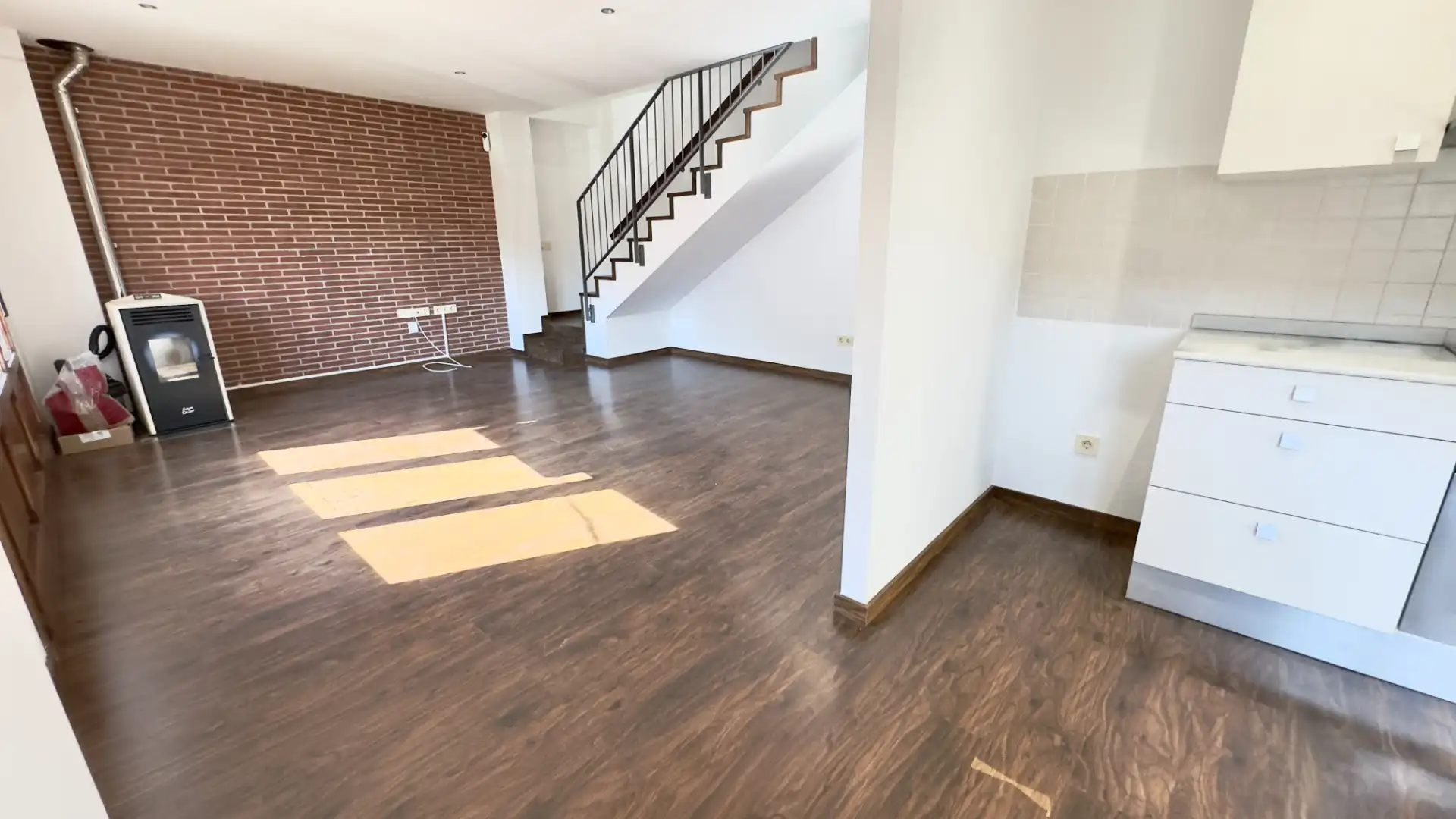 Dúplex en venta en Sant Llorenç Savall con Calefacción, Parquet y Horno