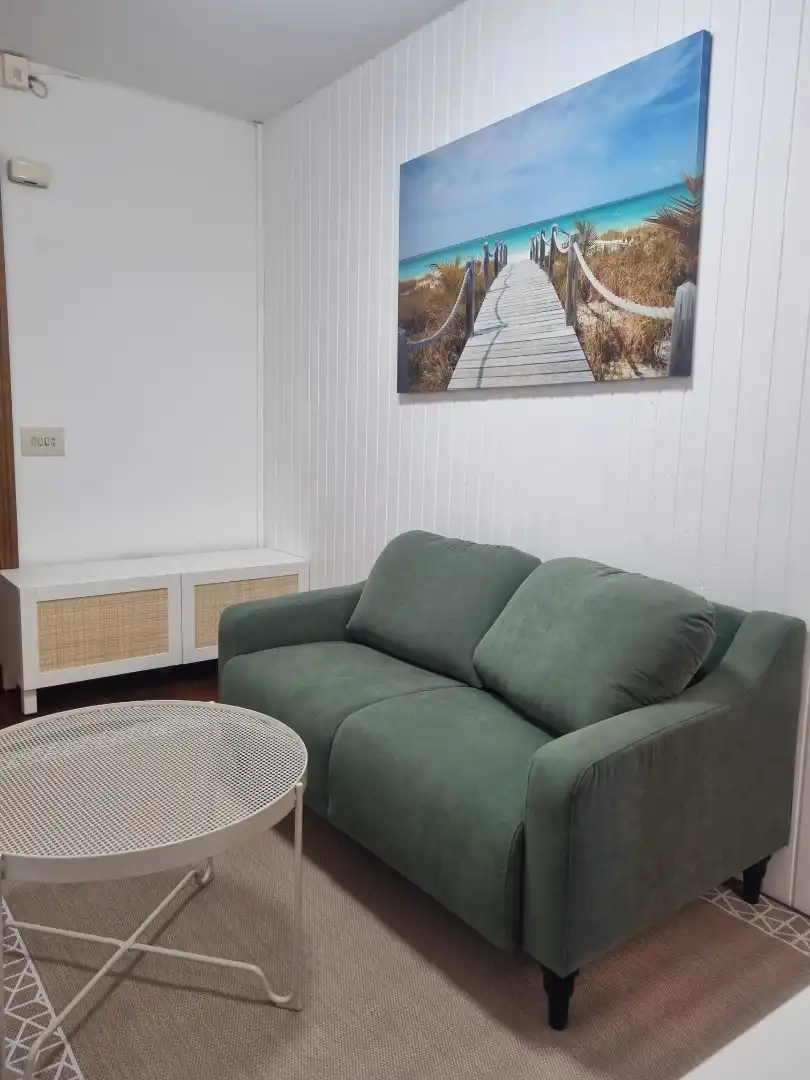 Living room of Apartments for rent in Santiago de Compostela   with Heating, Parquet flooring and Furnished